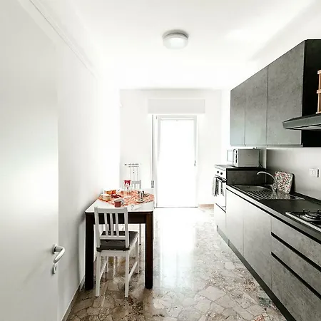 Giulia & Stefano Apartment