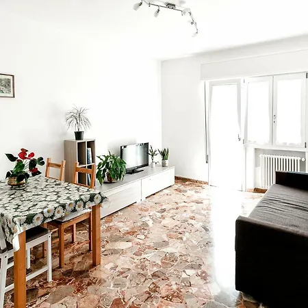 Giulia & Stefano Apartment *